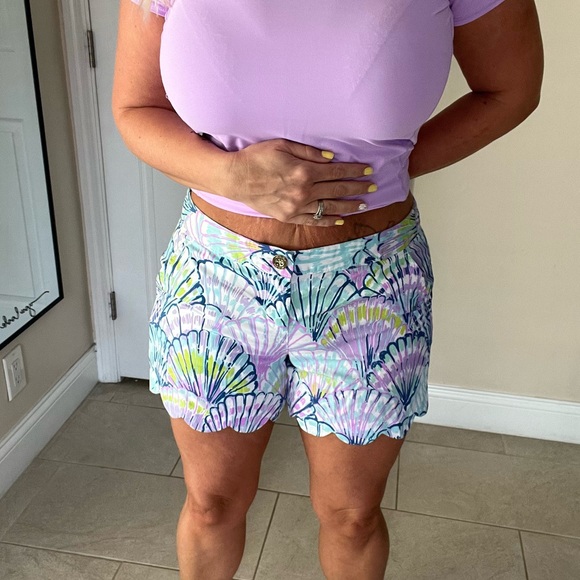 Lilly Pulitzer Buttercup Shorts - Picture 2 of 3
